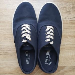 Sperry Sneakers